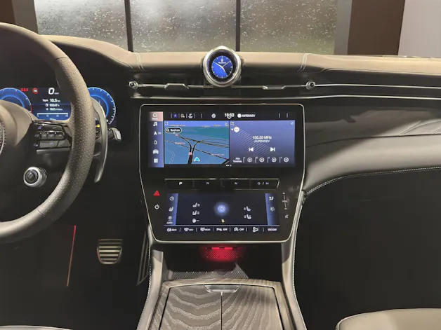 Maserati Grecale 2.0 Hybrid Modena