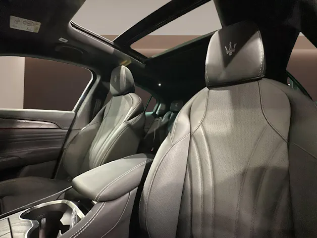 Maserati Grecale 2.0 Hybrid Modena