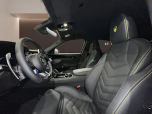 Maserati Grecale 2.0 Hybrid Modena