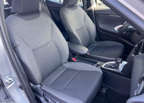 Vehicle image 14 Vehicle image 14