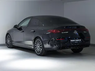 Mercedes-Benz CLA 220 4MATIC