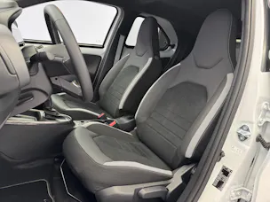 Toyota Aygo X 1.5 VVT-i HSD GR Sport