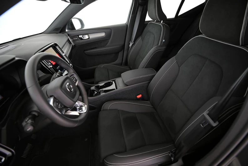 immagine del veicolo VOLVO EX40
