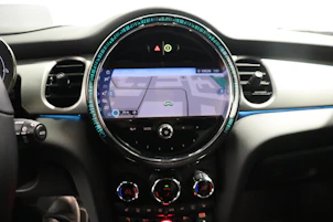 Fahrzeugbild MINI F56 2.0i Cooper S SDKG