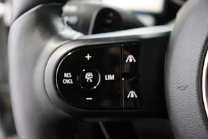 Fahrzeugbild MINI F56 2.0i Cooper S SDKG