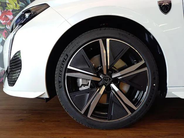 Peugeot 308 1.6 PHEV 180 GT