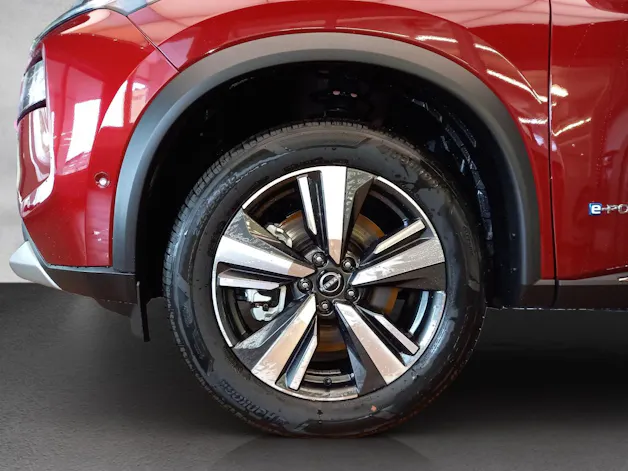 Nissan X-Trail 1.5 VC-T Tekna e-4orce 7P
