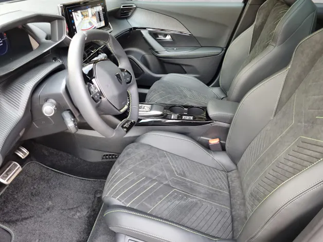 Peugeot 2008 e-GT 54kWh