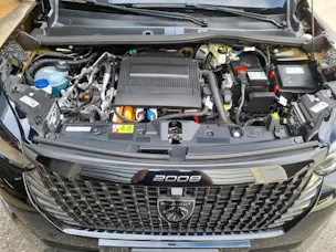 Peugeot 2008 e-GT 54kWh