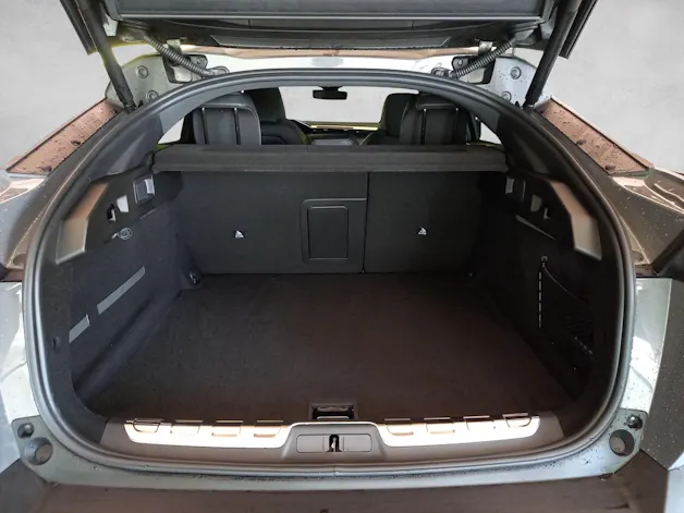 Peugeot 408 1.6 PHEV 225 GT