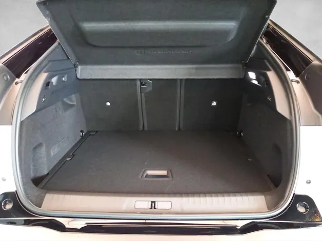 Peugeot 3008 e-GT 73kWh