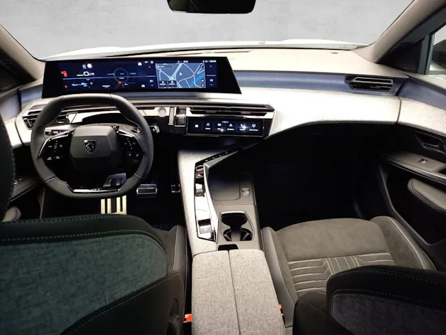Peugeot 3008 e-GT 73kWh