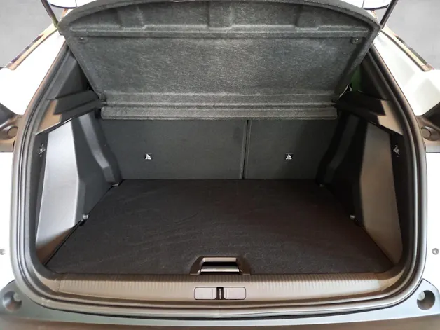 Peugeot 2008 e-GT 54kWh