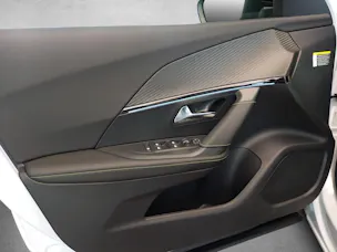 Peugeot 2008 e-GT 54kWh