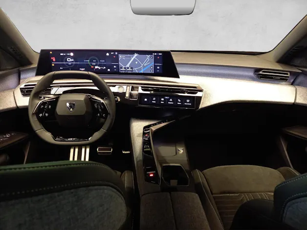 Peugeot 5008 1.2 Hybrid GT