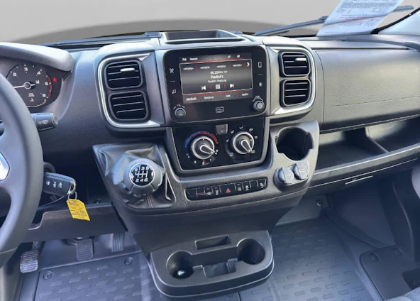 image du véhicule 6 image du véhicule 6