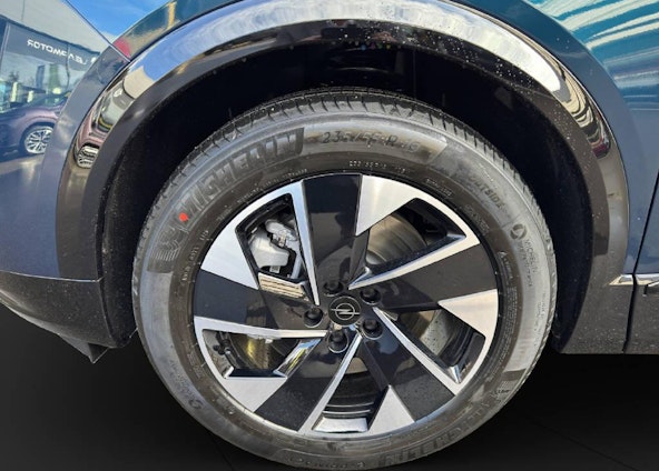 Vehicle image 9 Vehicle image 9