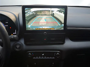 Fahrzeugbild TOYOTA Yaris 1.5 VVT-i HSD Trend