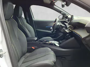 Peugeot 208 e-GT 51kWh