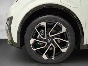 Nissan Micra Evolve 52kWh