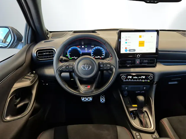 Toyota Yaris 1.5 VVT-i HSD GR Sport