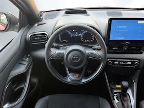 Fahrzeugbild TOYOTA Yaris 1.5 VVT-i HSD GR Sport