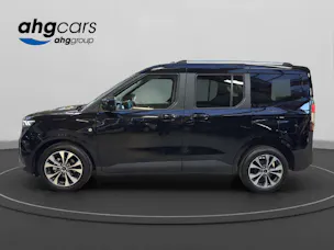Ford Tourneo Courier 1.0 EcoBoost Titanium