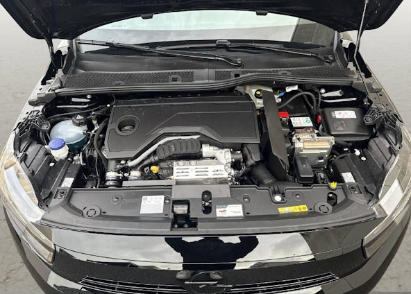 Vehicle image 14 Vehicle image 14