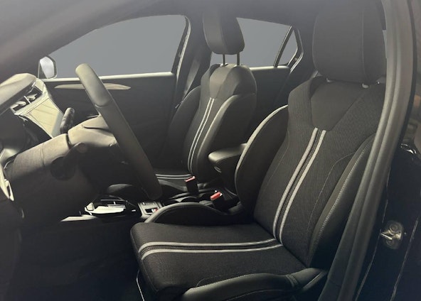 Vehicle image 10 Vehicle image 10