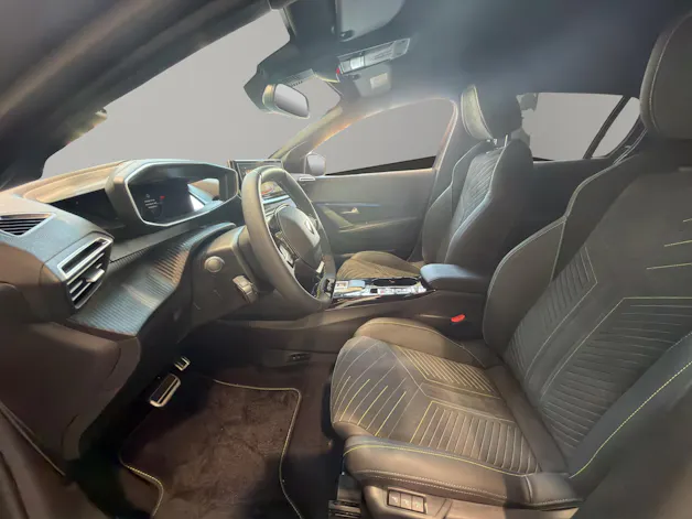 Peugeot 208 1.2 Hybrid 145 GT