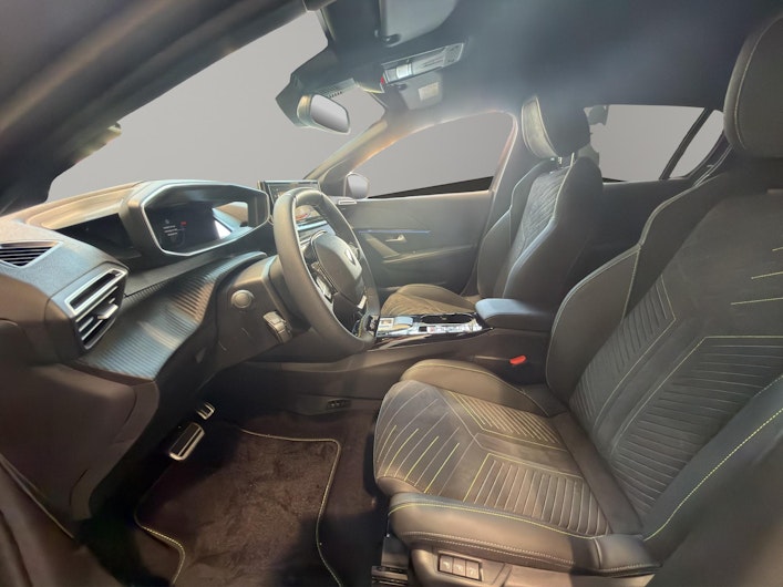 Vehicle image PEUGEOT 208