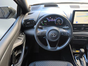 Fahrzeugbild TOYOTA Yaris 1.5 VVT-i HSD Premium