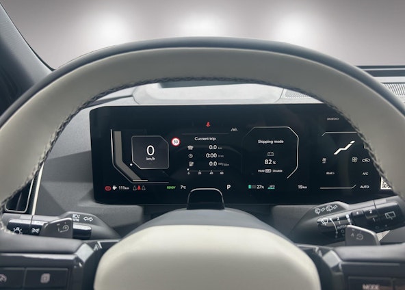 Vehicle image 14 Vehicle image 14