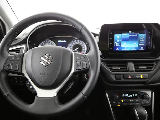 Suzuki S-Cross 1.5 Compact+ Hybrid 4x4