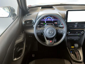 https://vehicle.imgix.net/4174927/4887d812-469a-4180-b87d-fee10e3ee4a6.jpg