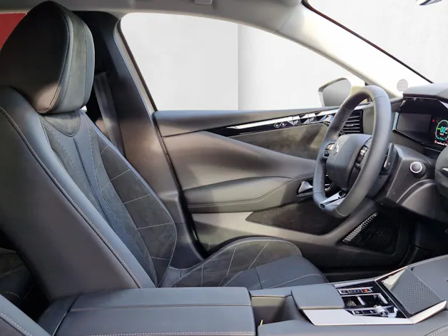 DS Automobiles No4 1.6 E-Tense Performance Line
