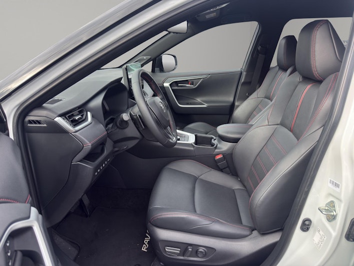 Vehicle image TOYOTA RAV-4