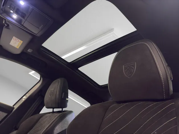 Peugeot 3008 e-Launch Edition AWD
