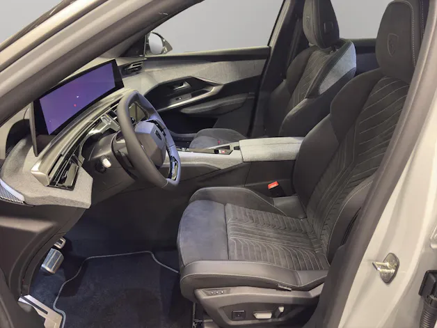 Peugeot 3008 e-Launch Edition AWD