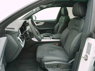 Audi Q8 SUV 55 TFSI e S line quattro T-Tronic