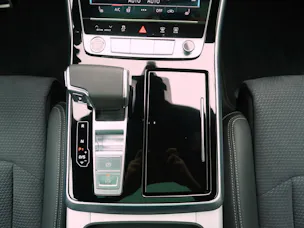 Audi Q8 SUV 55 TFSI e S line quattro T-Tronic
