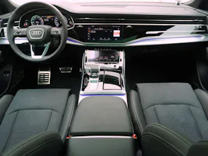 Audi Q8 SUV 55 TFSI e S line quattro T-Tronic