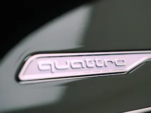 Audi Q8 SUV 55 TFSI e S line quattro T-Tronic
