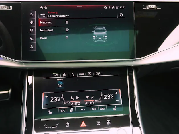Audi Q8 SUV 55 TFSI e S line quattro T-Tronic