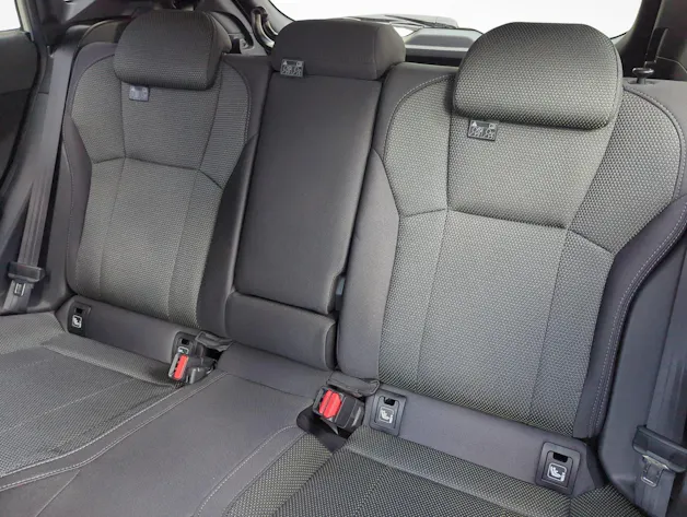 Subaru Crosstrek 2.0i e-Boxer Swiss Plus