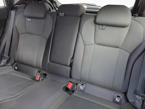 https://vehicle.imgix.net/4175056/322ae73c-ea2f-443d-a42a-e6ac6ac3a7b1.jpg