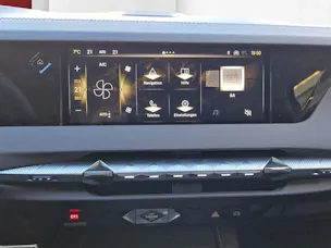 DS Automobiles No4 1.6 E-Tense Étoile Nappa
