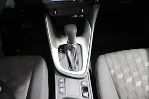 Fahrzeugbild TOYOTA Yaris 1.5 VVT-i HSD Comfort