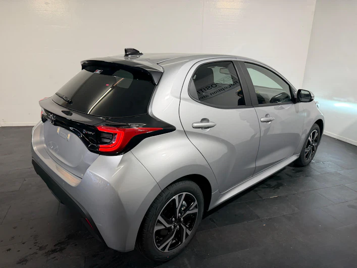Fahrzeugbild TOYOTA YARIS
