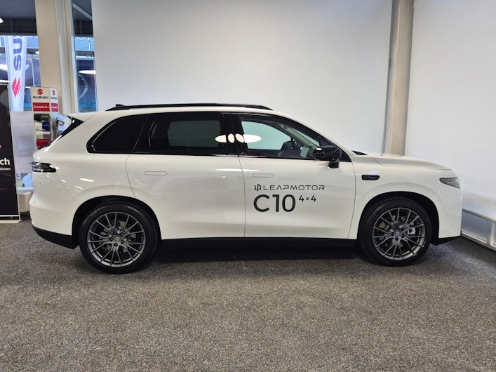 Vehicle image LEAPMOTOR C10